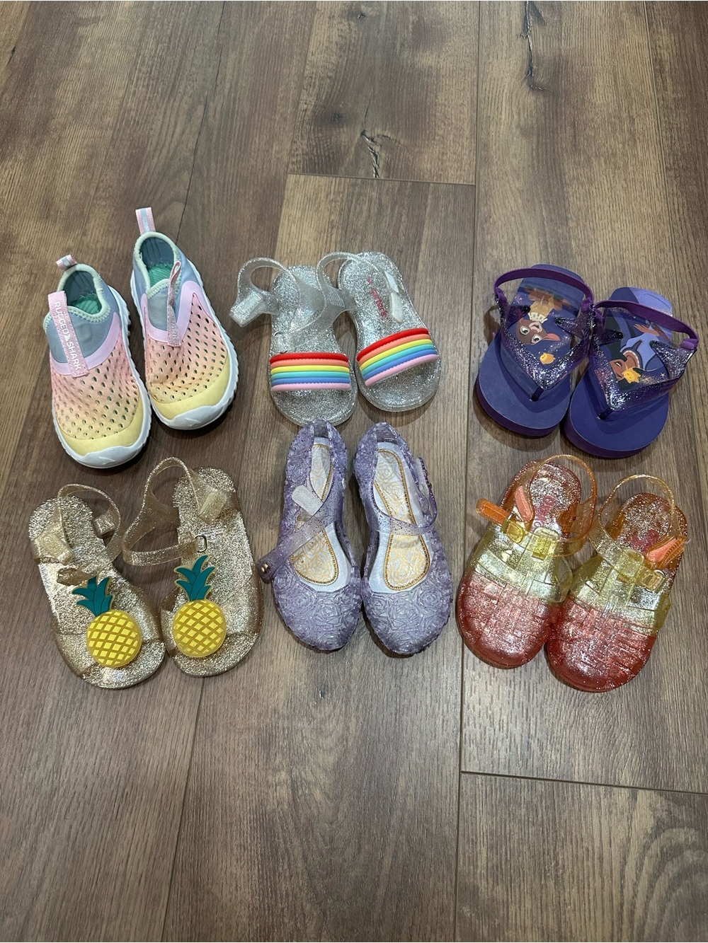 Bundle or 6 Girls size 7/8 sandals and water shoes